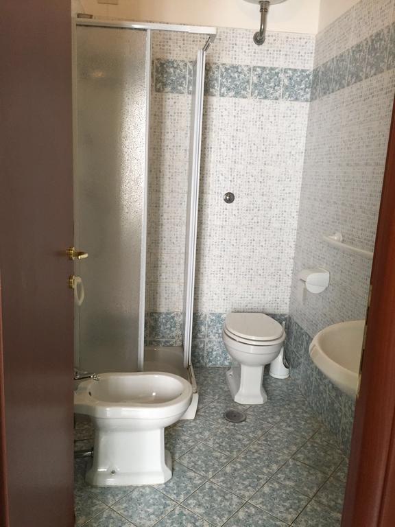 Parisa Suite Рим Экстерьер фото