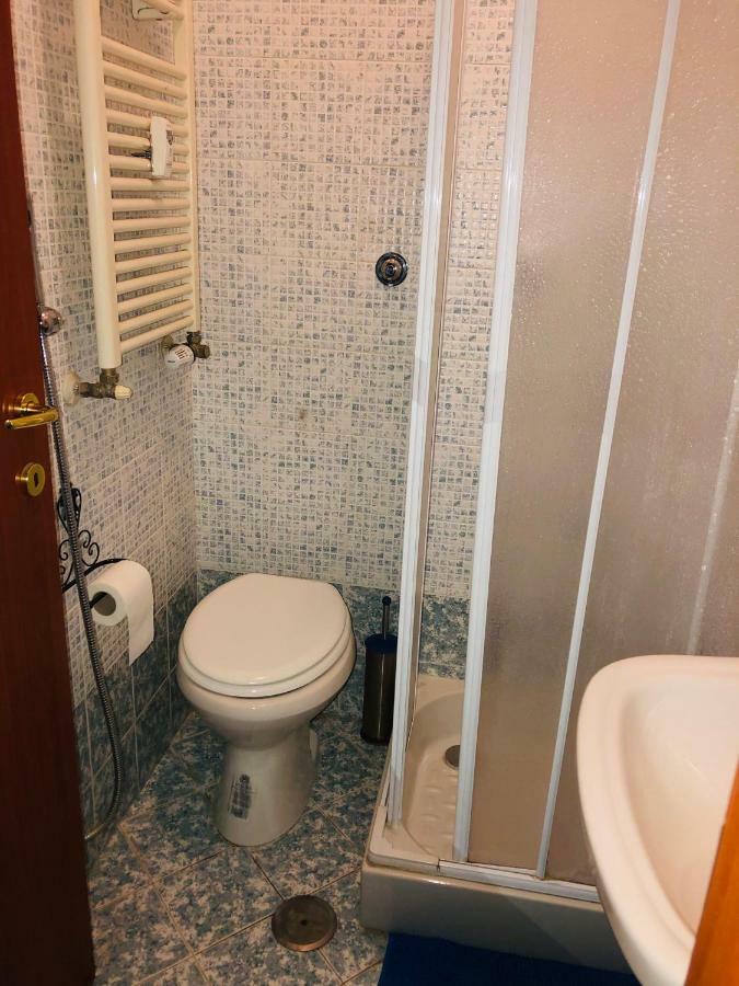 Parisa Suite Рим Экстерьер фото