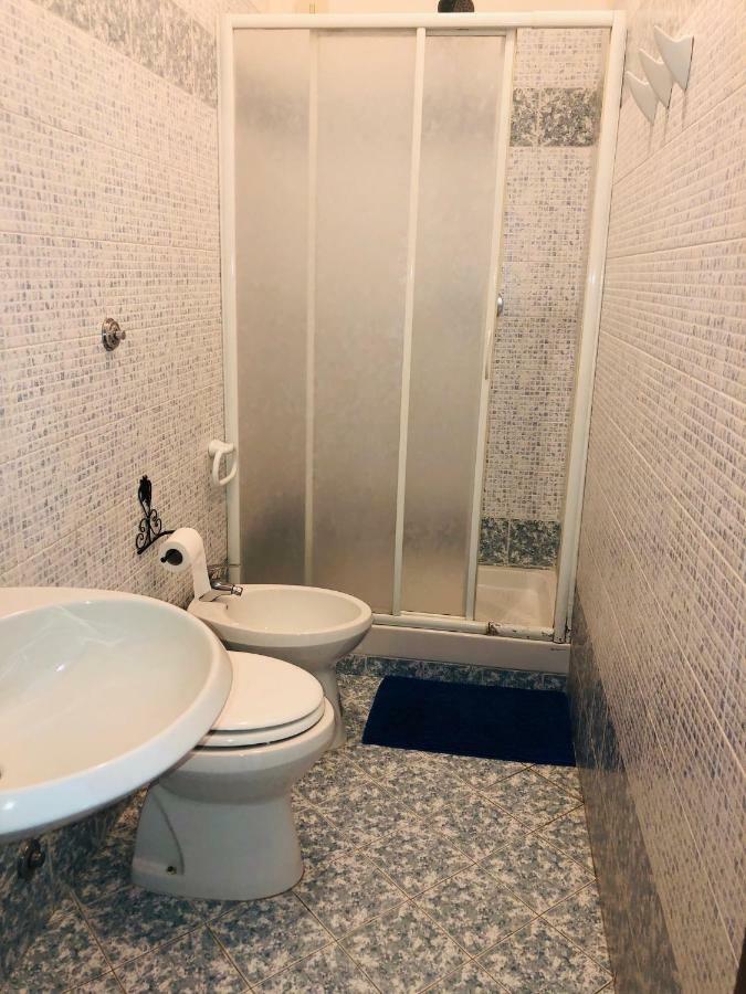 Parisa Suite Рим Экстерьер фото